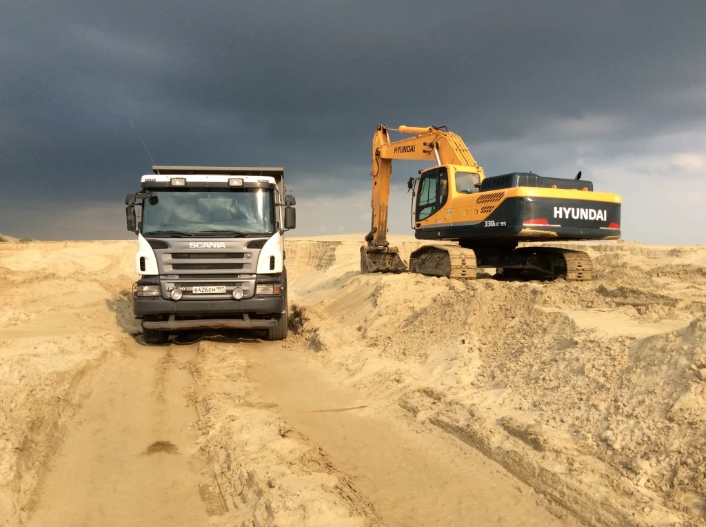 доставка речного песка.jpg